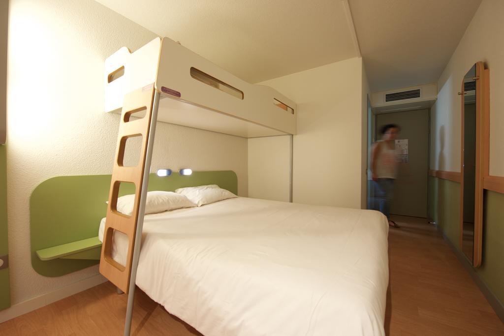 Ibis Budget Pau Lescar Εξωτερικό φωτογραφία