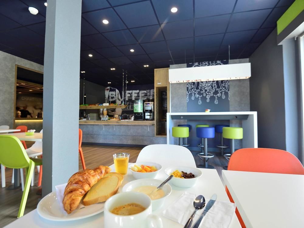 Ibis Budget Pau Lescar Εξωτερικό φωτογραφία
