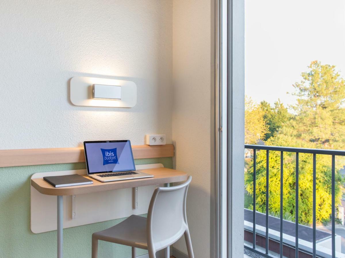 Ibis Budget Pau Lescar Εξωτερικό φωτογραφία