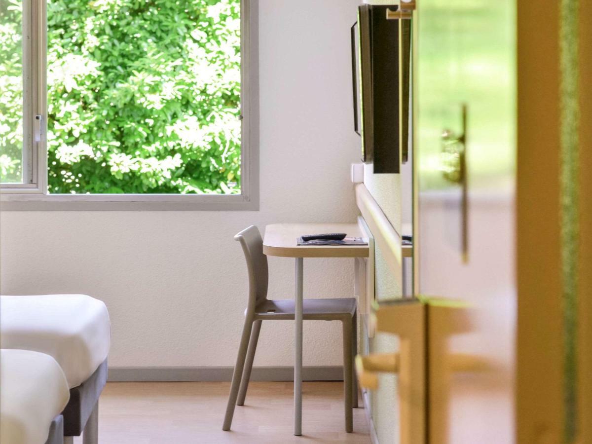 Ibis Budget Pau Lescar Εξωτερικό φωτογραφία